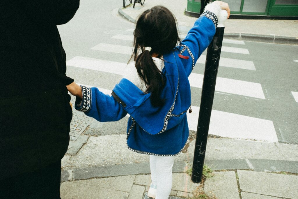 Pflegeroboter im Alltag: Wie Maschinen zu stillen Helfern für ältere Menschen werden Pflegeroboter im Alltag: Wie Maschinen zu stillen Helfern für ältere Menschen werden