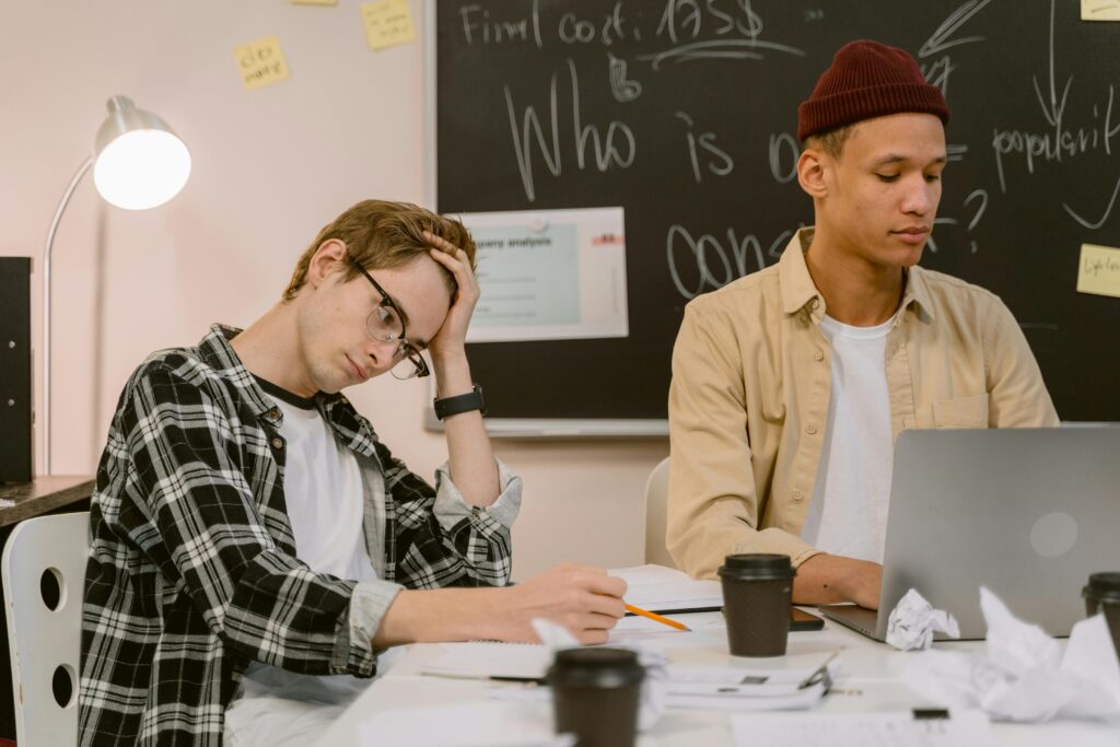 Von der Idee zur Umsetzung – Wie KI Innovation in kleinen Unternehmen beschleunigt“ Von der Idee zur Umsetzung – Wie KI Innovation in kleinen Unternehmen beschleunigt“